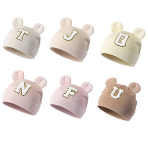 Nuevo Modal Baby Pullover Hat Cute Cómodo Letter Bear Children Hat Estilo Europeo Americano para niños pequeños Girl Baby Caps - Product Image 1