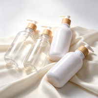 Botol Sampo Plastik Mewah 500ml Logo Personalisasi 300ml Botol Lotion Kondisioner Hitam Putih Transparan dengan Pompa Bambu