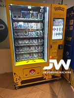 Máquina Expendedora de Tarjetas Deportivas Inteligente con Pantalla LED Digital Personalizable las 24 Horas, con Elevador para Ventas