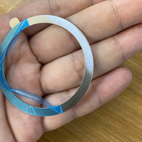 Accessoires magnétiques de support de téléphone de voiture, anneaux en métal d'autocollant d'aimant rond argenté pour le support de téléphone portable de chargement sans fil d'iphone