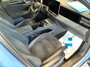 Volkswagen <span class=keywords><strong>Tiguan</strong></span> L PRO 380TSI 4MOTION R-Line Ultimate Edition 2024 d'<span class=keywords><strong>occasion</strong></span>, couleur bleue, peinture d'origine en parfait état - Product Image 3