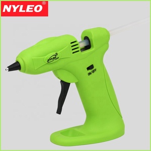 <span class=keywords><strong>Pistola</strong></span> <span class=keywords><strong>de</strong></span> Pegamento Termofusible Inalámbrica <span class=keywords><strong>con</strong></span> Batería <span class=keywords><strong>de</strong></span> Iones <span class=keywords><strong>de</strong></span> Litio <span class=keywords><strong>de</strong></span> 3.7V para Barras <span class=keywords><strong>de</strong></span> <span class=keywords><strong>Silicona</strong></span> <span class=keywords><strong>de</strong></span> 6.7-7.2mm Cargador USB sin Calificación para Bricolaje Vida Útil <span class=keywords><strong>de</strong></span> 15-20 Días - Product Image 2