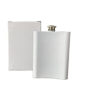 Mini gourde isotherme en acier inoxydable 304 de 8 oz pour le camping, tasse à alcool gravée pour whisky, cadeau personnalisable par sublimation - Product Image 1