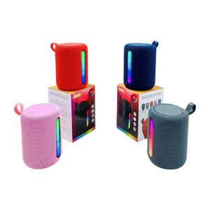 ลำโพงบลูทูธพกพา BS03 กันน้ำ IP54 ไฟ RGB 5-10W วิทยุ FM รองรับ TF USB ไมโครโฟนแฮนด์ฟรี ลำโพงสำหรับใช้งานกลางแจ้ง ของขวัญ ลำโพง OEM ขายส่ง - Product Image 1