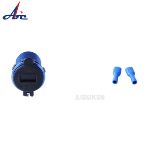 Kép USB sạc Ổ cắm ổ cắm điện với sạc nhanh USB C Cổng Xe thuyền xe máy sạc nhanh ổ cắm điện ổ cắm không dây - Product Image 3