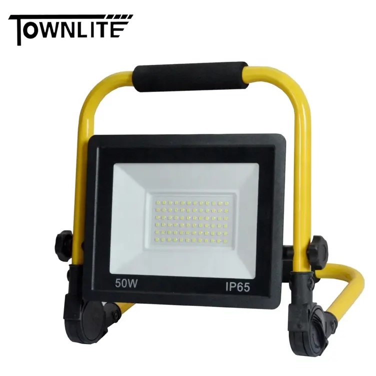 Portable Adjustable 50W AC Led Work Light Fixture 4500lm IP66 Waterproof Outdoor Flood Light 6000K Workshop