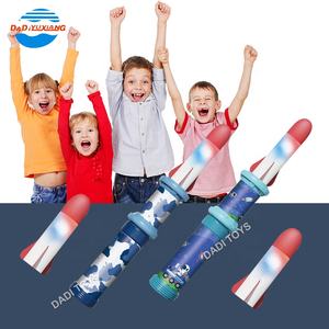 Jouets manuels <span class=keywords><strong>en</strong></span> plastique de <span class=keywords><strong>fusée</strong></span> de lancement d'air de mousse pour des enfants, jeu extérieur militaire de <span class=keywords><strong>fusée</strong></span> de puissance de main bon marché de tir - Product Image 2