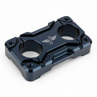 CZ102 Penutup Pengangkat Setang Sepeda Motor Aluminium Anodized Presisi CNC Dibuat dengan Mesin CNC Kustom