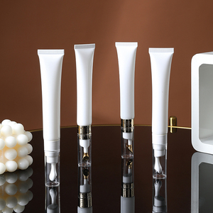 Hoogwaardige D22 Oogcrème Buis Met Zinklegering <span class=keywords><strong>Applicator</strong></span> Knijpbuis Met Gouden Zilveren Massagekop Rolballen - Product Image 2