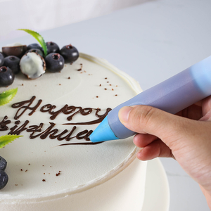 Seringue à crème pâtissière, <span class=keywords><strong>plaque</strong></span> <span class=keywords><strong>en</strong></span> <span class=keywords><strong>silicone</strong></span> pour la décoration au chocolat, stylo à peinture, stylo à écrire, stylo pour gâteaux, biscuits, glaces, outils pour gâteaux faits maison - Product Image 1