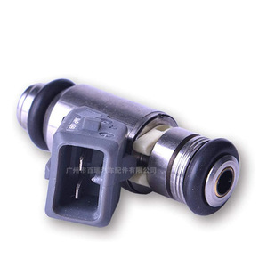 Inyector de Combustible A0000786249 IWP071 75112071 81.177 Para Mercedes-Benz Material de Acero - Product Image 3