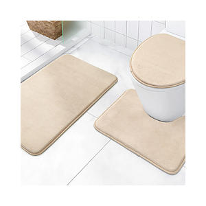 Juego de Alfombras de Baño Cuadradas de Terciopelo Coral de Tres Piezas, Diseño Moderno y Simple, Absorbentes de Agua, Antideslizantes, Lavables a Mano - Product Image 5