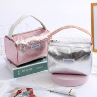 2024 nouveau Design personnaliser Logo argent paillettes sac de maquillage avec grande capacité voyage luxe articles de toilette fermeture éclair sac pochette