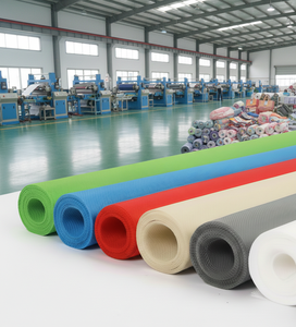 Tissu non tissé léger en PP conçu pour des performances élevées, une efficacité optimale et des solutions de fabrication éco-responsables - Product Image 1