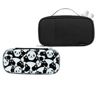 Best-seller transfrontalier, trousse à crayons mignonne en EVA avec un panda rouge de dessin animé, fabriquée en Chine, pour l'école et le bureau, multifonctionnelle, grande capacité