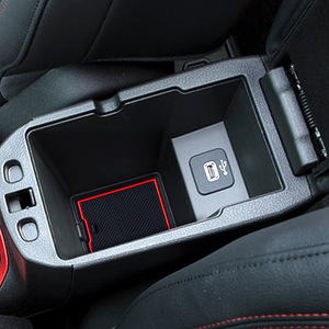 Almohadillas para ranura de puerta de coche para <span class=keywords><strong>Jeep</strong></span> <span class=keywords><strong>Renegade</strong></span> 2018-2023, alfombrillas para consola central, insertos para portavasos, revestimientos, insertos de goma interiores - Product Image 3