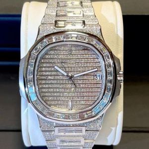 Montre-bracelet automatique mécanique de luxe en or, personnalisée, de haute qualité, avec diamants glacés et moissanite, pour la vente en gros - Product Image 3