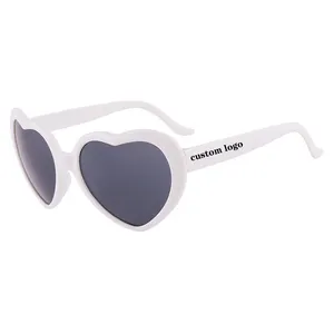 Logo personalizzato stampato romantico Love Lens cuore diffrazione occhiali da sole notte prisma fuochi d'artificio Rave Glasses Festival occhiali regalo