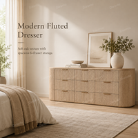 Commode haut de gamme en chêne naturel à 9 tiroirs, avec lattes cannelées, pour suite parentale de villa de luxe, grand coffre de rangement, armoire de rangement nordique