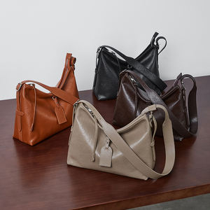 OEM Fabricant Sac Épaule Femme Cuir Véritable Vintage Personnalisé Grande Capacité Porte-Documents Poches Latérales Doubles - Product Image 4