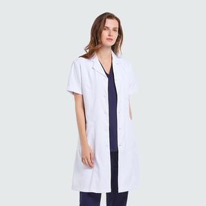 Blouse blanche tissée à manches courtes pour femmes, durable et respirante, uniforme médical, vêtements de travail pour médecins et chercheurs en laboratoire - Product Image 3