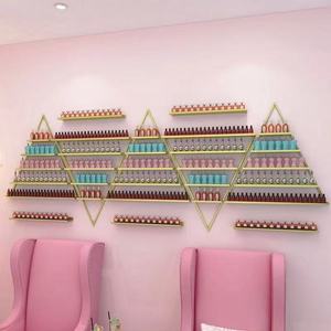 Étagère murale triangulaire en fer forgé pour vernis à ongles et colle à ongles, présentoir de manucure pour salon de beauté - Product Image 1