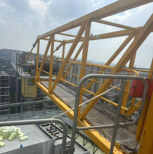 Grúa Torre Zoomlion de 10 Toneladas de Segunda Mano, Modelo 6520-65, con Brazo de 60m, Sistema Hidráulico Completo, Motor y Componentes Principales de Engranajes - Product Image 4