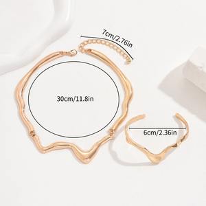 2025 Venta caliente nuevo exquisito de moda de alta calidad de oro plata tono ondulado declaración collar y pulsera conjunto de joyas - Product Image 6