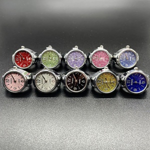 Montre bague simple de style coréen, cadran rond à quartz, chiffres arabes, bracelet élastique, mini montre bague pour <span class=keywords><strong>étudiant</strong></span>s et couples - Product Image 4