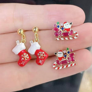 CH-LHE1106 hợp thời trang giáng sinh tai đinh tán mạ Vàng <span class=keywords><strong>men</strong></span> đỏ giáng sinh vớ Bông tai quà tặng giáng sinh Gingerbread người đàn ông tai đinh tán - Product Image 1