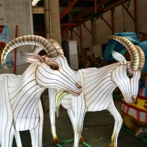 פנס סיני גדול בהתאמה אישית עם תאורה לאירועי תיור ליליים בחוץ ובפנים, קישוט תאורה בנושא חיות. - Product Image 6