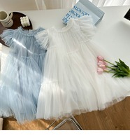 Robe de princesse en gaze pelucheuse cousue à la main pour filles 2025 été nouvelle robe blanche robe de princesse de haute qualité.