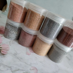 Một cát màu tự nhiên chất lượng cao, nhiều màu cho lớp phủ được sử dụng trong trang trí và xây dựng sàn. - Product Image 1