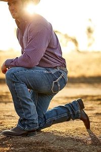 Pantalones Vaqueros <span class=keywords><strong>Bootcut</strong></span> para Hombre al por Mayor, Azul Oscuro Lavado, Tiro Medio, con Costuras en Contraste, Casuales para el Trabajo Diario - Product Image 6