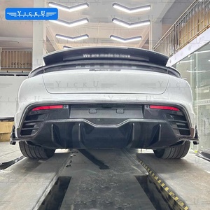 YICKU Hot Sales Kit carrozzeria in fibra di carbonio per <span class=keywords><strong>Porsche</strong></span> <span class=keywords><strong>Taycan</strong></span> 2019-2022 Upgrade PK stile diffusore posteriore con labbro anteriore minigonne laterali BodyKit - Product Image 4