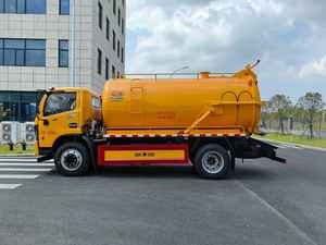 Camion à vide <span class=keywords><strong>pour</strong></span> eaux usées Dongfeng 8m³, Camion d'<span class=keywords><strong>aspiration</strong></span> des eaux usées Dongfeng 8CBM, Camion à vide <span class=keywords><strong>pour</strong></span> fosses septiques Dongfeng 8 mètres cubes - Product Image 2