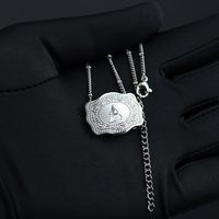 Carré Rétro Pendentif Colliers Lettre Initiale Pendentifs Collier Motifs En Relief En Acier Inoxydable Alphabet Collier pour Femmes