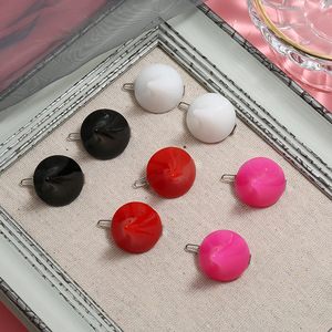 Forcina per capelli a forma di corno di mucca piccola forcina a forma di corno per capelli a forma di corno delicato personalizzato per la decorazione di capelli da donna - Product Image 1