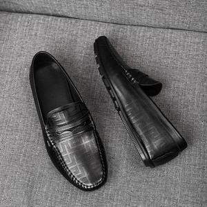 Nouvelles chaussures pour hommes en cuir souple Evergreen, à enfiler, motifs tendance, design mignon, pour le bureau, la carrière, les occasions décontractées, confortables - Product Image 4