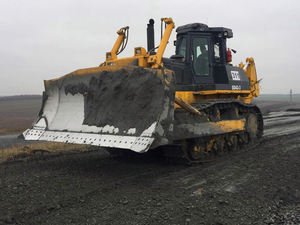 Bulldozer de Orugas SD42-3 de 420HP para Maquinaria de Carreteras, con Motor Potente y Componentes Clave, en Venta con los Mejores Servicios - Product Image 2
