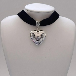 Collier pendentif boîte photo en forme de cœur avec motif de chauve-souris minimaliste vintage <span class=keywords><strong>Victoria</strong></span> pour <span class=keywords><strong>femme</strong></span> - Product Image 5