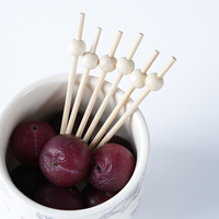 Perles colorées en bois naturel Brochettes de fruits jetables Décorations de gâteaux de cocktail aux fruits jetables Perles