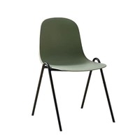 Chaise de salle à manger en plastique de style européen et nouveau style chinois, avec cadre métallique épaissi et revêtement en polypropylène, pour la maison et les salles de conférence