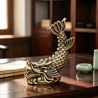 Statue de poisson-dragon en laiton vintage en gros, ornement animal mythique chinois pour table à thé, décoration intérieure, cadeau