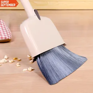 Set <span class=keywords><strong>di</strong></span> Spazzole per Pulizie Domestiche Cleanhome Y3, Set Multiuso con <span class=keywords><strong>Scopa</strong></span> Pieghevole e Paletta, <span class=keywords><strong>Manico</strong></span> in Plastica con Spazzola - Product Image 1