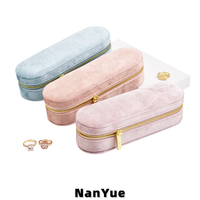 Boîtes à bijoux ovales en velours avec logo personnalisé, organiseur de bijoux portable avec fermeture éclair, boîte de rangement pour bagues de voyage, emballage de bijoux en gros