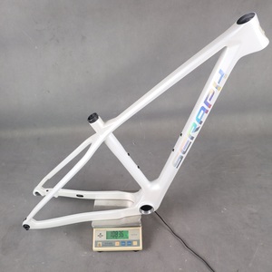 Cadre de vélo de montagne à suspension arrière rigide en fibre de <span class=keywords><strong>carbone</strong></span> Pearl White+Logo 29er 148mm avec câblage interne, boîtier de pédalier T47, patte de dérailleur UDH - Product Image 6