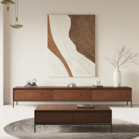 Meuble TV et table basse en bois massif noyer, style moderne et épuré 2024, avec plateau en pierre frittée