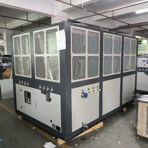 เครื่องทำความเย็นแบบระบายความร้อนด้วยอากาศ R410A ขนาด 168 กิโลวัตต์ เป็นมิตรต่อสิ่งแวดล้อม สำหรับโครงการโรงงานรักษ์โลก - Product Image 4