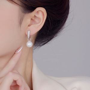 Pendientes de Botón de Estilo Retro con Microincrustaciones de Diseño Clásico y Elegante para Mujer, Nuevas Perlas de Moda con Microincrustaciones y Elegantes Broches - Product Image 4